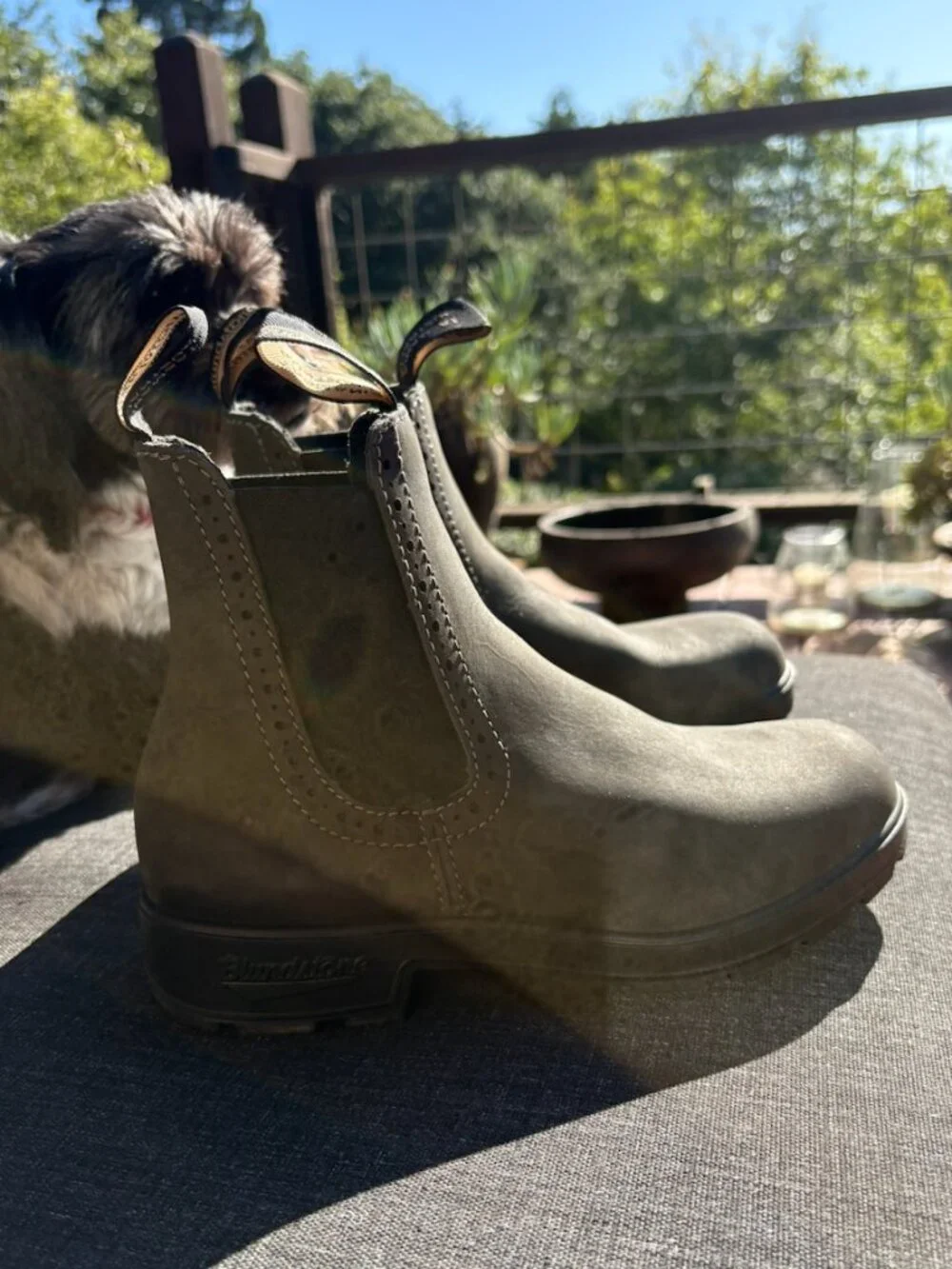 Blundstone Chelsea Ankle Boots in Charcoal Gray